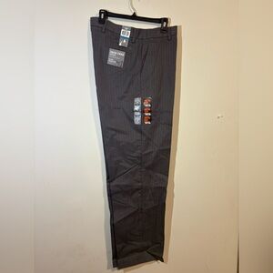 Dockers Dress‎ pants Men’s 36x34 Gray individual fit waistband iron free NWT